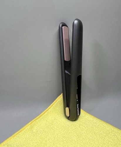 Cordless hair straightener - cordless,