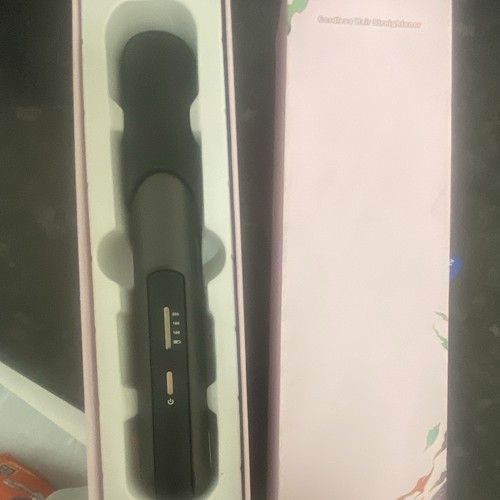 Cordless hair straightener - hair, in